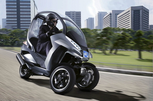 Un tricycle hybride chez Peugeot