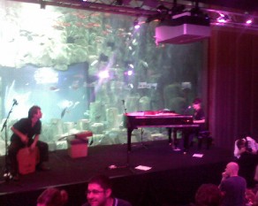 Soirée Yahoo dans un aquarium