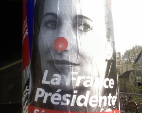 Le nez rouge et les colleurs d'affiches Le nez rouge et les colleurs d'affiches