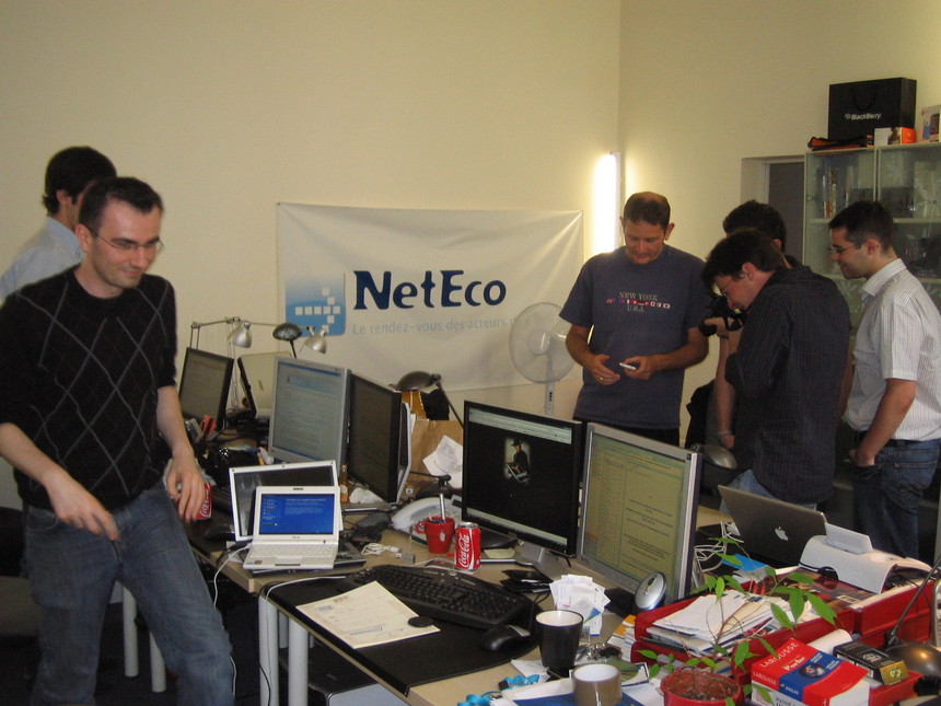 iPhone 3G au bureau iPhone 3G au bureau