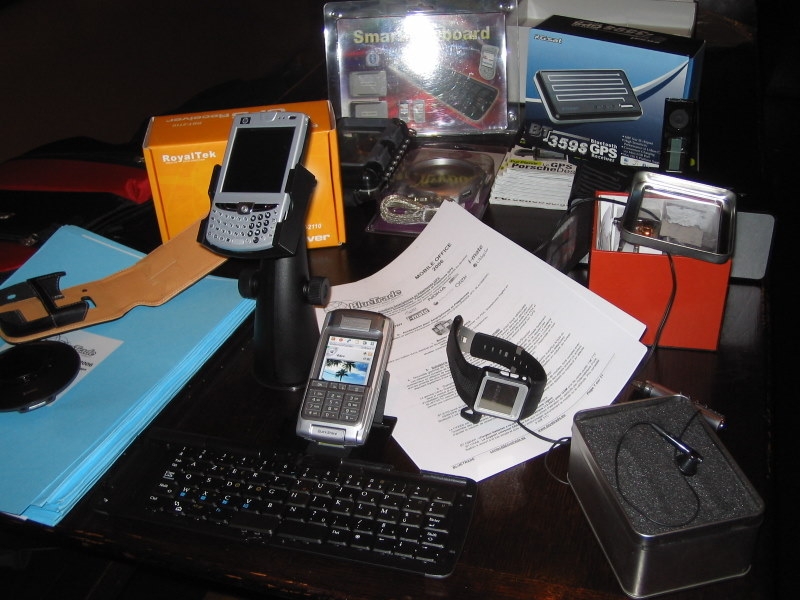Gadgets Bluetrade Gadgets Bluetrade